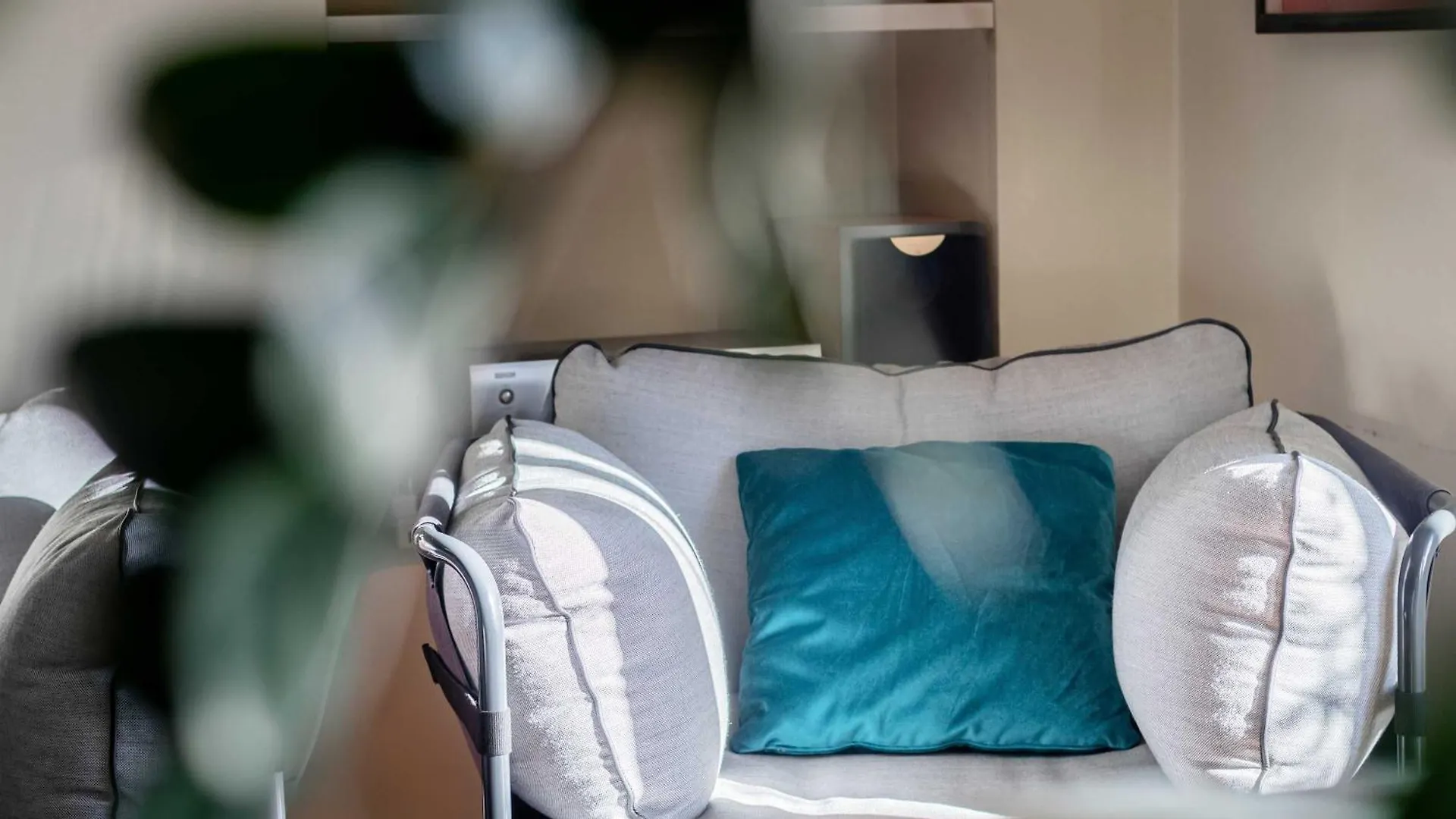 Homeby, Casa Canonica Charming Apartment In Arco Della Pace Milan