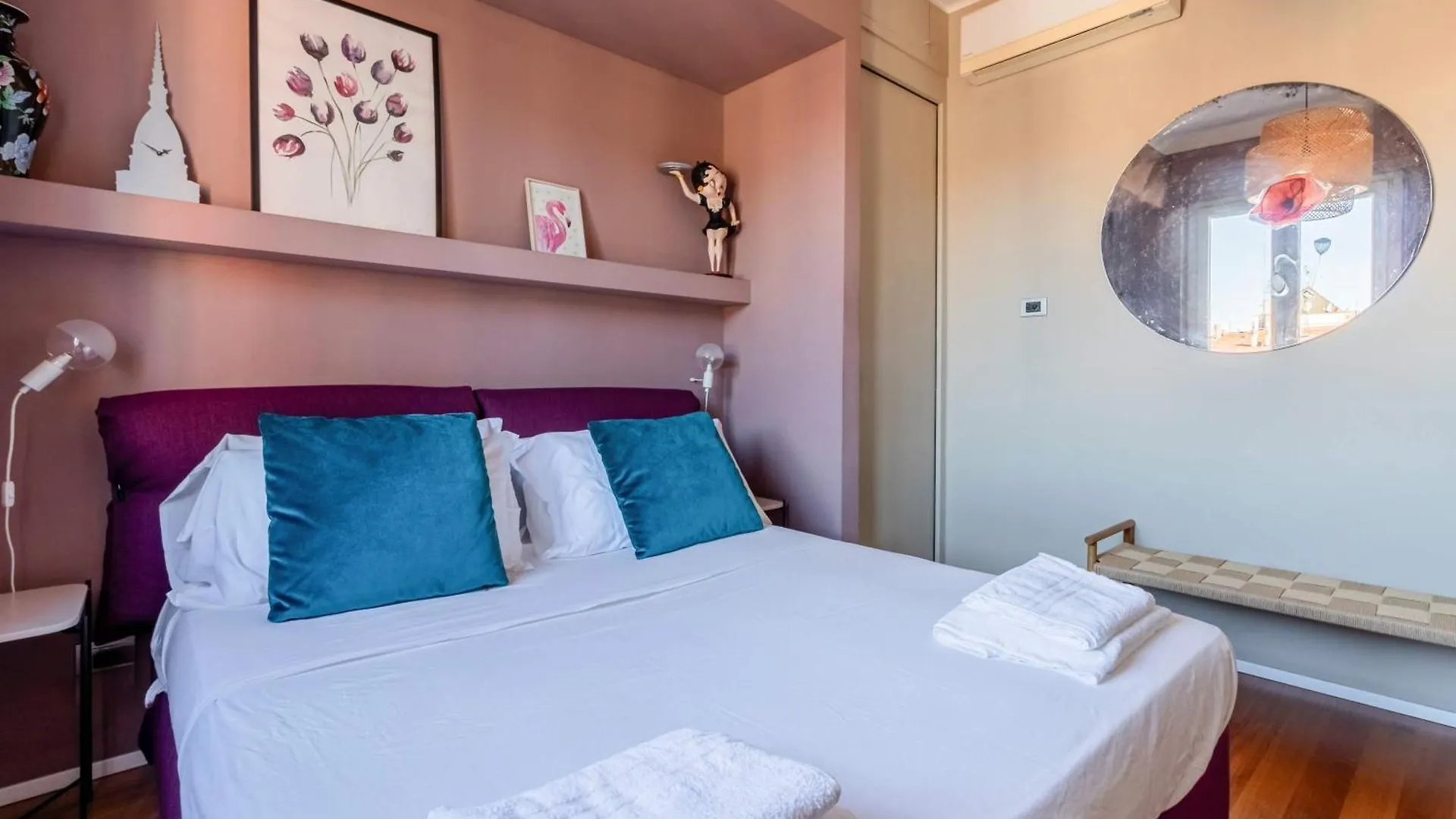 Homeby, Casa Canonica Charming Apartment In Arco Della Pace Milan Italy